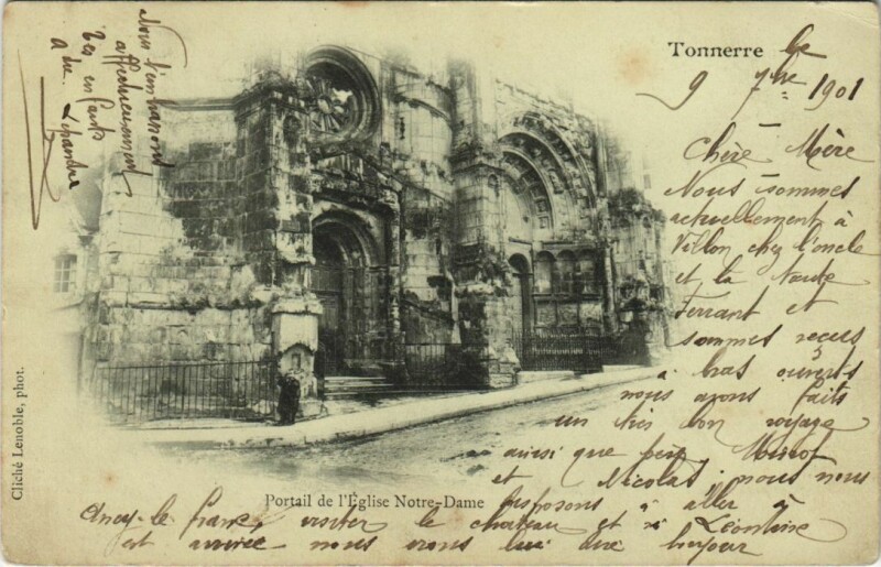 Carte postale ancienne Tonnerre Portail de l'Eglise Notre-Dame France à Tonnerre