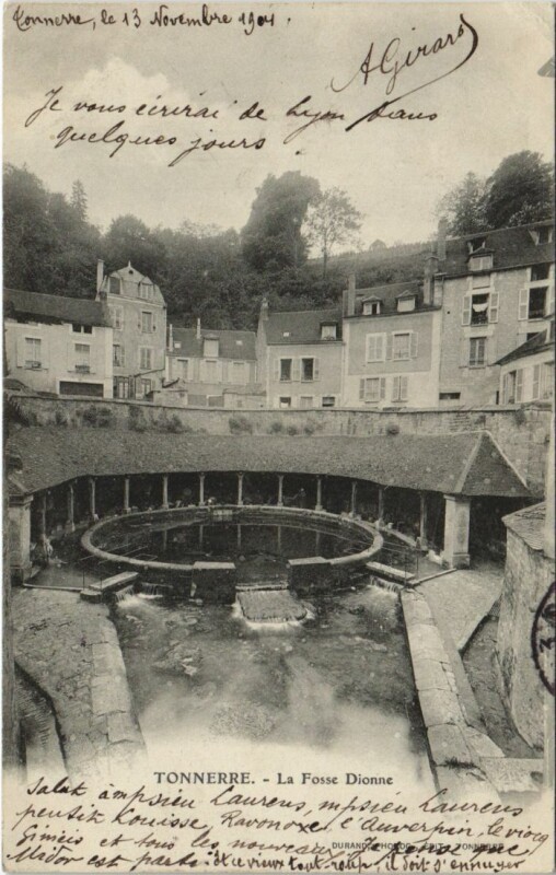 Carte postale ancienne Tonnerre La Fosse-Dionne France à Tonnerre