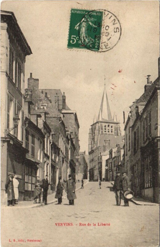 Carte postale ancienne Aisne Rue de la liberte