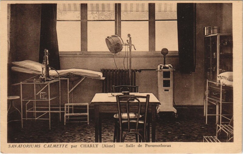 Carte postale ancienne Charly Salle De Pneumothorax à Harly