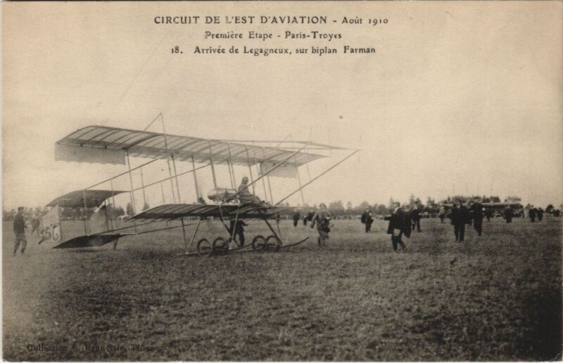Carte postale ancienne Troyes Circuit de l'Est Aviation 1910 Arrivee de Legagneux à Troyes