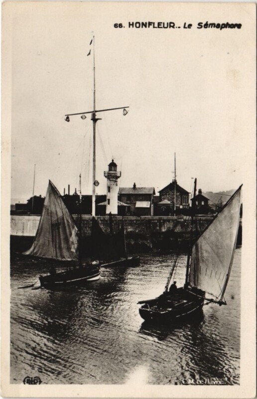 Carte postale ancienne Honfleur Le Semaphore à Honfleur