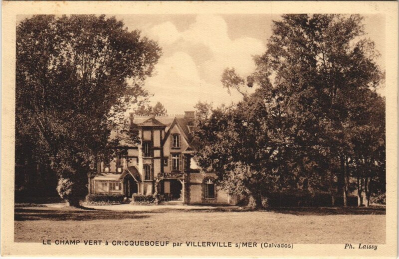 Carte postale ancienne Cricqueboeuf Le Champ Vert à Cricqueboeuf