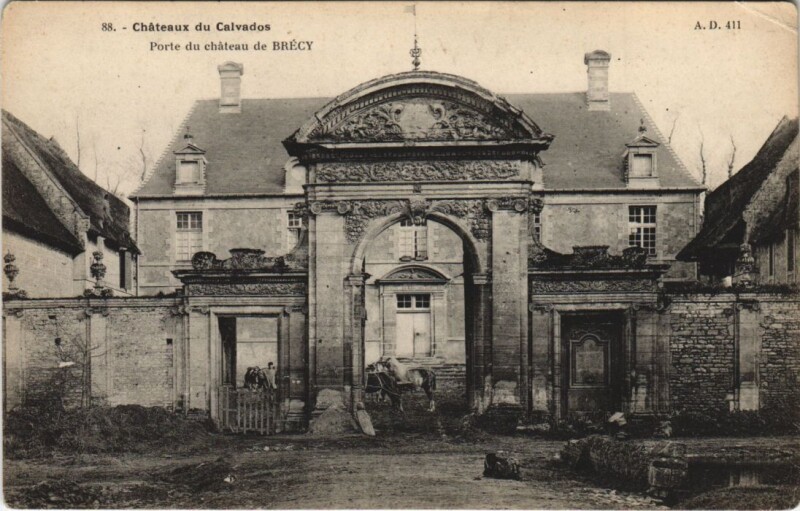 Carte postale ancienne Porte du Chateau de Brecy