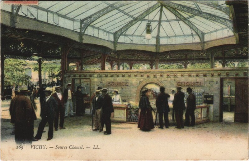 Carte postale ancienne Vichy Source Chomel France à Vichy