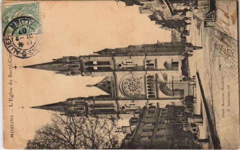 Carte postale ancienne Moulins L'Eglise du Sacre-Coeur France à Moulins