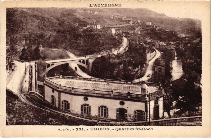 Carte postale ancienne Thiers Quartier Saint-Roch à Thiers