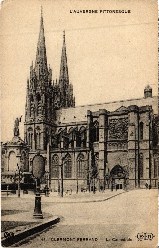 Carte postale ancienne Clermont-Ferrand La Cathedrale à Clermont-Ferrand