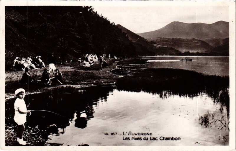Carte postale ancienne Les Rives du Lac Chambon
