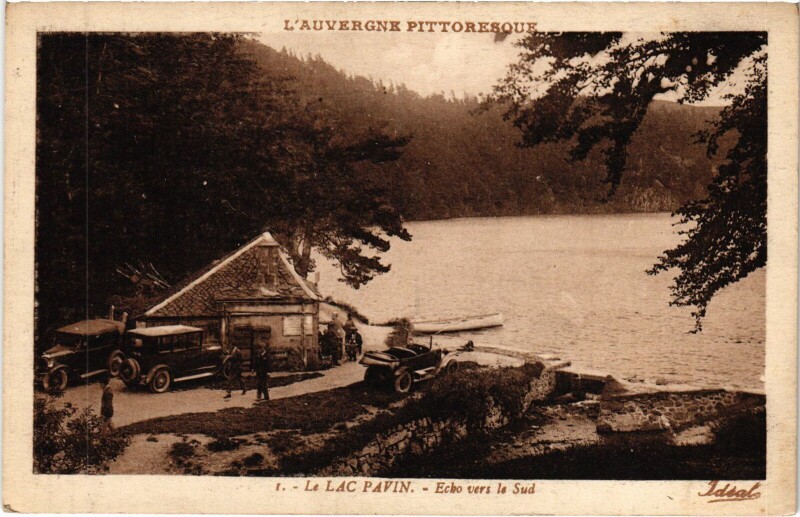 Carte postale ancienne Le Lac Pavin - Echo vers le Sud
