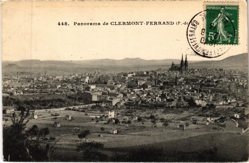 Carte postale ancienne Clermont-Ferrand Panorama à Clermont-Ferrand