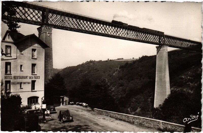 Carte postale ancienne Le Viaduc des Fades