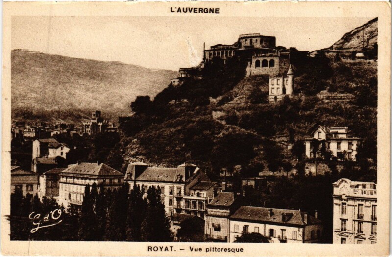 Carte postale ancienne Royat Vue Pittoresque à Royat