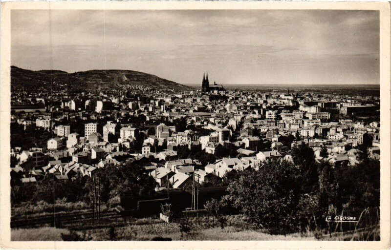 Carte postale ancienne Clermont-Ferrand Vue Generale à Clermont-Ferrand