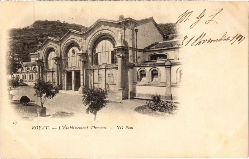 Carte postale ancienne Royat L'Etablissement Thermal à Royat