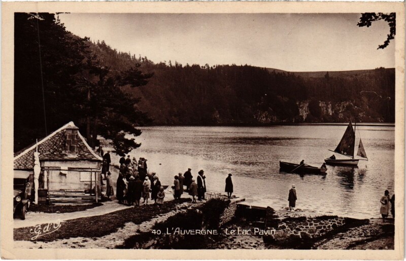 Carte postale ancienne Le Lac Pavin