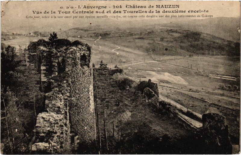 Carte postale ancienne Chateau de Mauzun à Mauzun