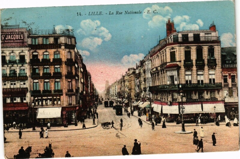 Carte postale ancienne Lille - La Rue Nationale à Lille