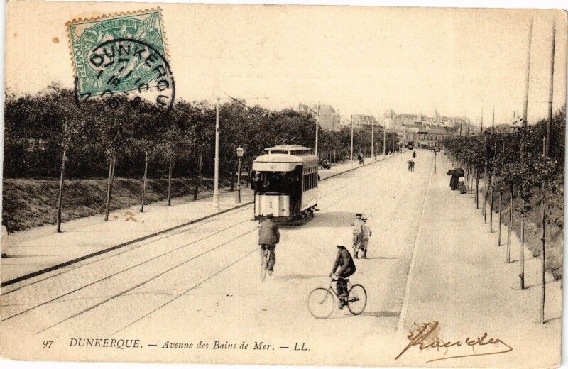 Carte postale ancienne Dunkerque - Avenue des Bains de Mer à Dunkerque