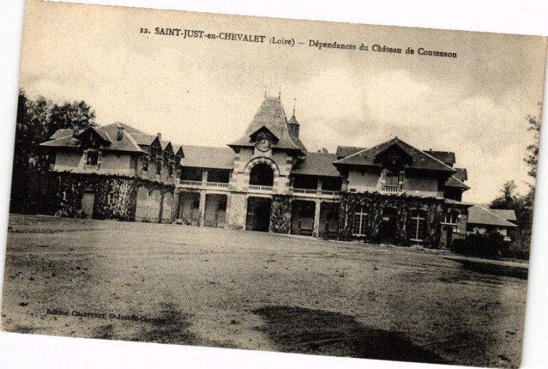 Carte postale ancienne Saint-Just-en-Chevalet - Dépendances du Chateau de Contenson à Saint-Just-en-Chevalet