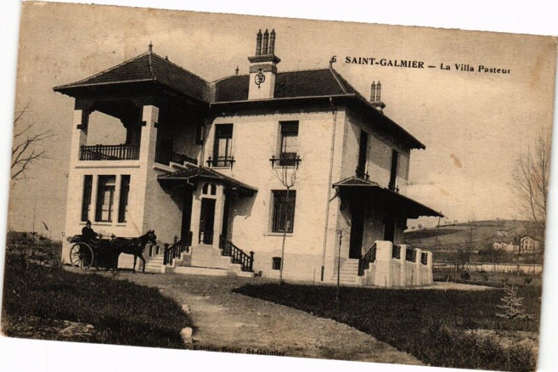 Carte postale ancienne Saint-Galmier - La Villa Pasteur à Saint-Galmier