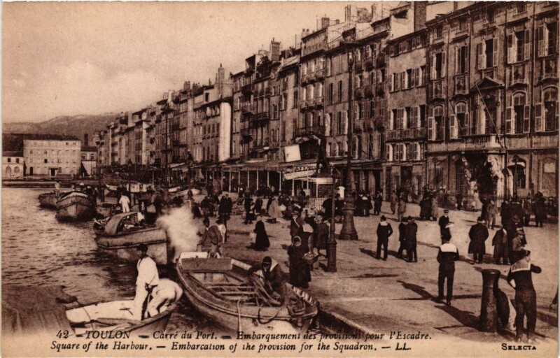 Carte postale ancienne Toulon - Carre du Port à Toulon