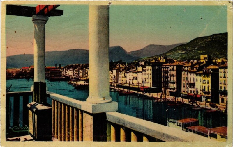 Carte postale ancienne Toulon Jolie vue sur le Quai à Toulon