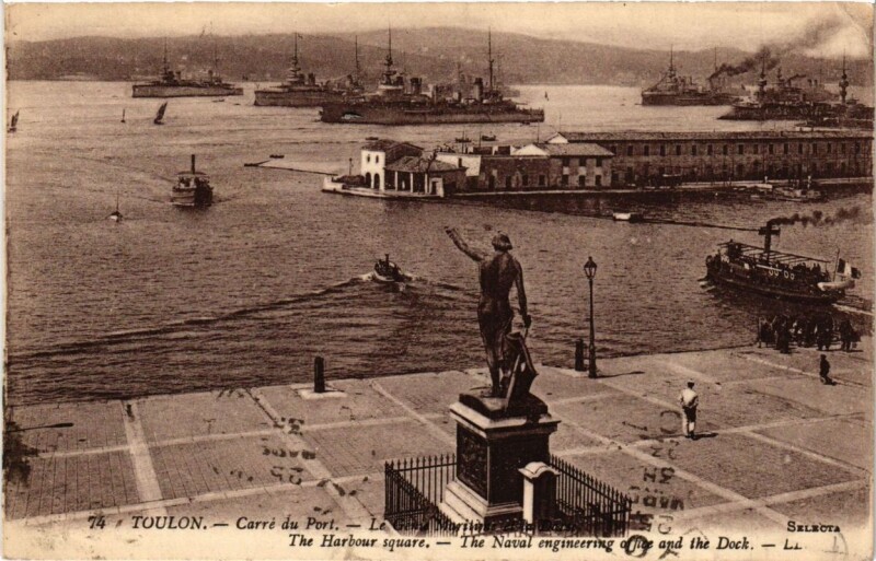 Carte postale ancienne Toulon Carré du Port-Le Génie Maritime et le Darse à Toulon