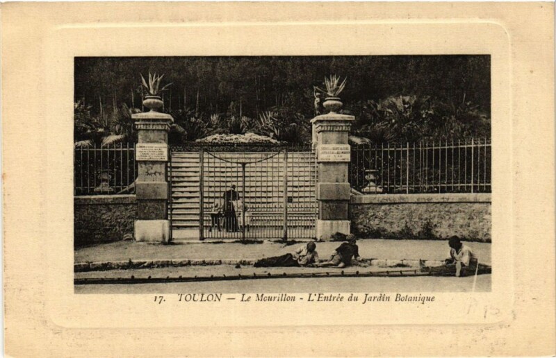 Carte postale ancienne Toulon Le Mourillon-Entrée du Jardin Botanique à Toulon