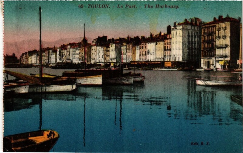 Carte postale ancienne Toulon Le Port à Toulon