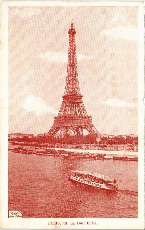 Carte postale ancienne Paris (7e) La Tour Eiffel à Paris 7e