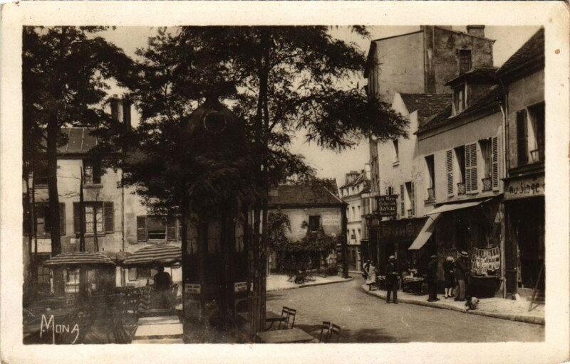 Carte postale ancienne La Place du Tertre à Paris 18e