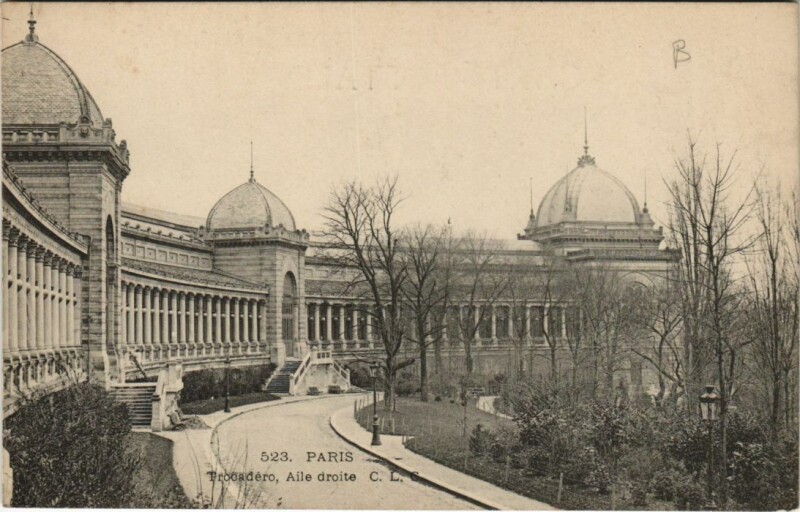 Carte postale ancienne Paris 16e Le Trocadéro