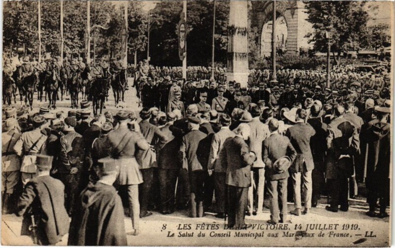 Carte postale ancienne Paris - Les Fetes de la Victoire à Paris