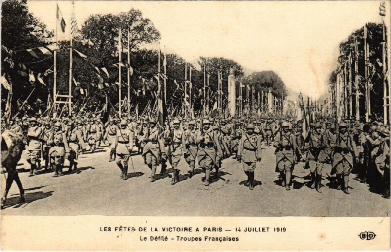 Carte postale ancienne Paris - Les Fetes de la Victoire à Paris