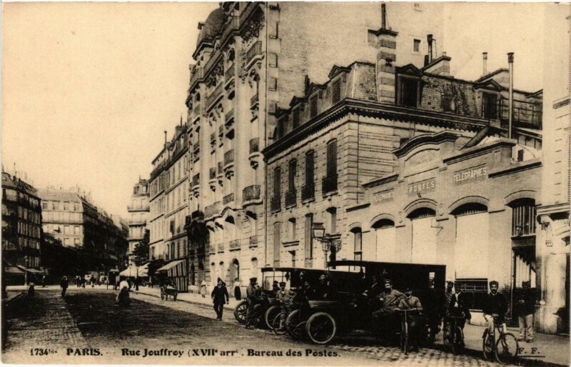 Carte postale ancienne Rue Joufrroy - Bureau des Postes à Paris 17e