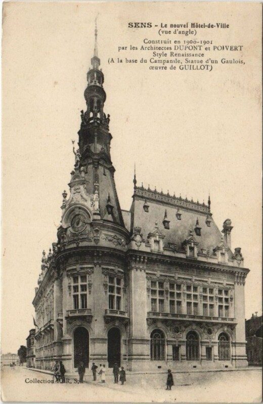 Carte postale ancienne Sens Le Nouvel Hotel de Ville