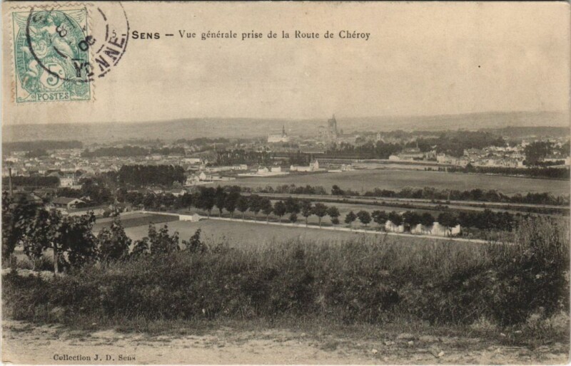 Carte postale ancienne Sens Vue Generale prise de la Route de Cheroy
