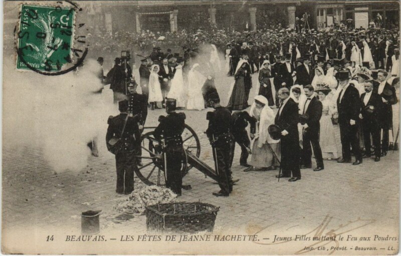 Carte postale ancienne Beauvais Les Fetes de Jeanne Hachette à Beauvais