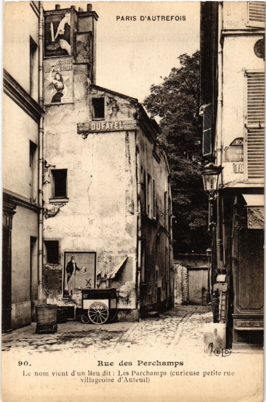 Carte postale ancienne Rue des Perchamps à Paris 16e