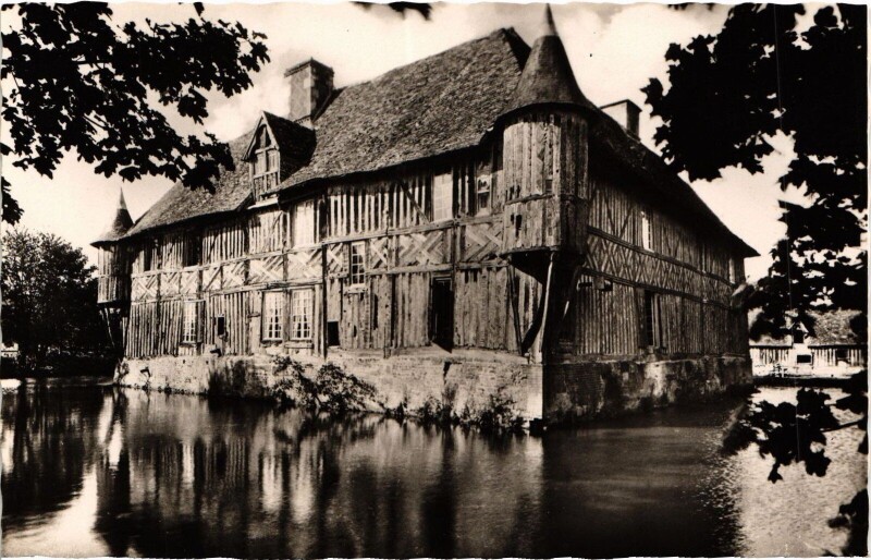 Carte postale ancienne Coupesarte par Saint-Julien-le-Faucon - Le Manoir de Coupesarte au Manoir