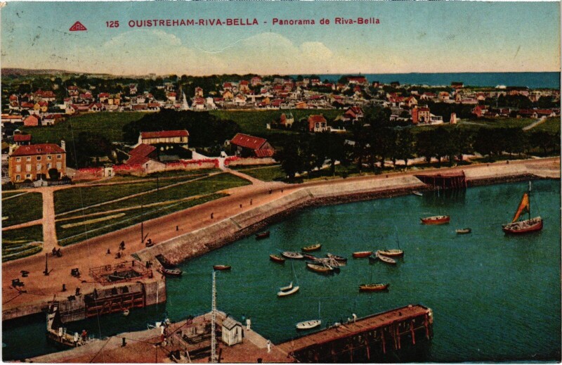 Carte postale ancienne Ouistreham Riva Bella - Panorama de Riva Bella à Ouistreham