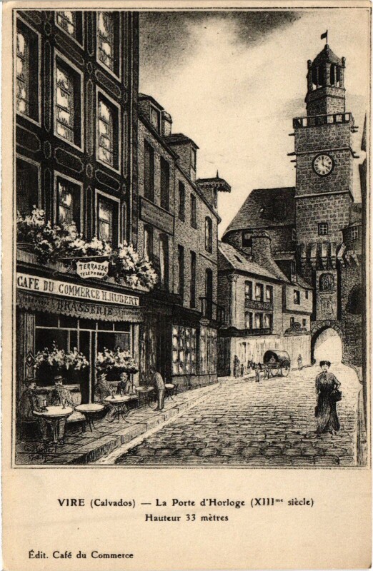 Carte postale ancienne Vire La Porte d'Horloge