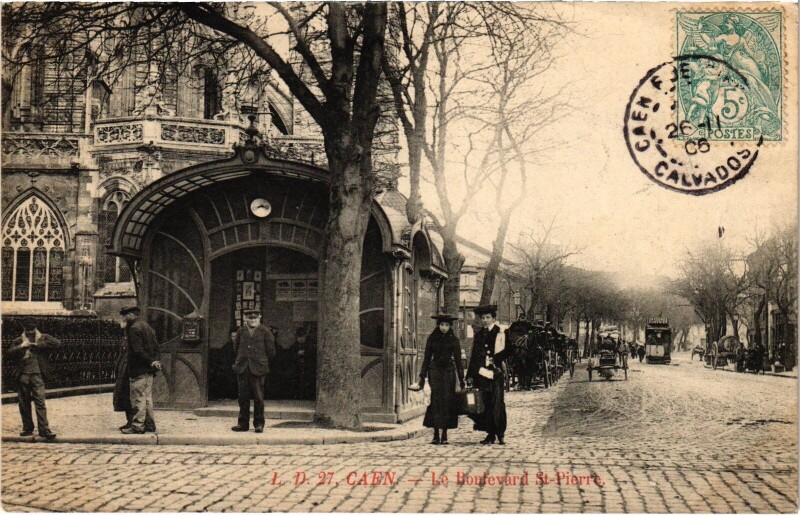 Carte postale ancienne Caen Le Boulevard Saint-Pierre