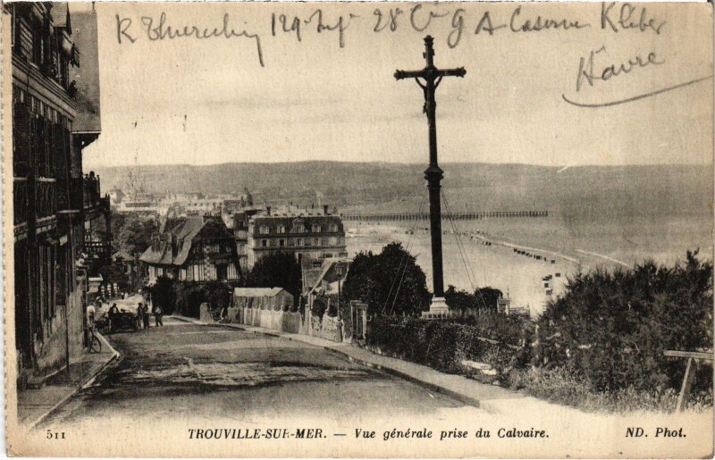 Carte postale ancienne Trouville-sur-Mer Vue Generale prise du Calvaire à Trouville-sur-Mer