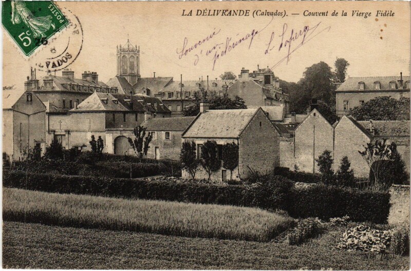 Carte postale ancienne La Delivrande Couvent de la Vierge Fidele