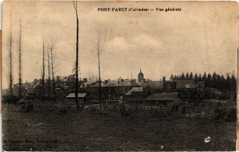 Carte postale ancienne Pont-Farcy Vue Generale