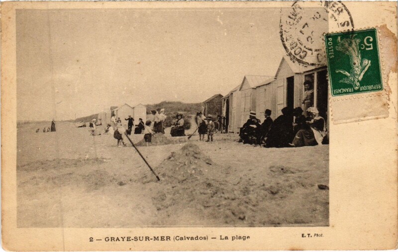 Carte postale ancienne Graye-sur-Mer La Plage à Graye-sur-Mer