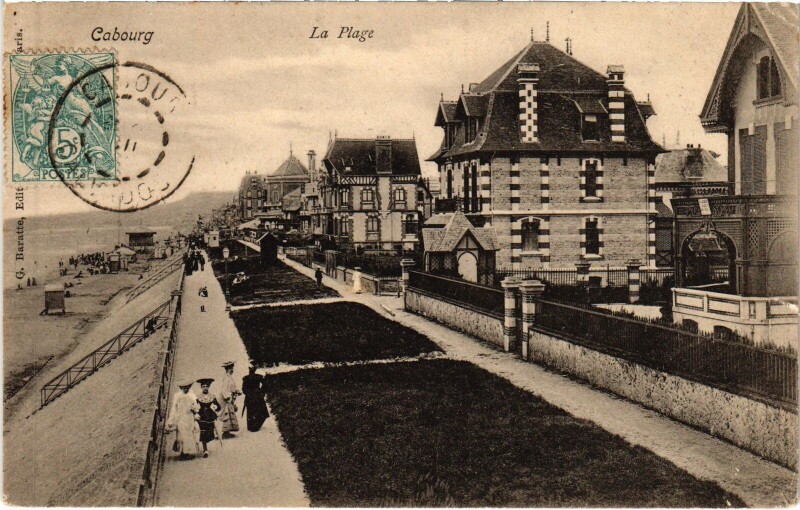 Carte postale ancienne Cabourg Le Plage à Cabourg
