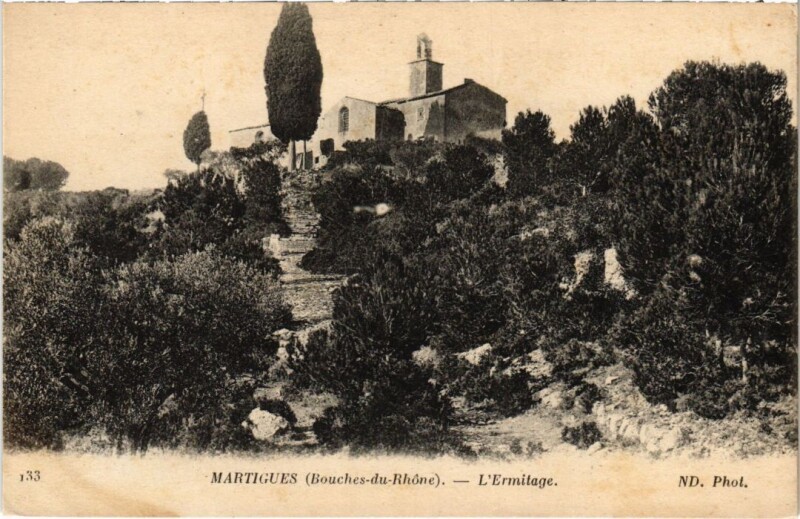 Carte postale ancienne Martigues L'Ermitage à Martigues
